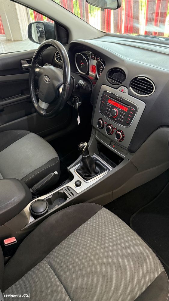 Ford Focus SW 1.6 TDCi Connec. - 8