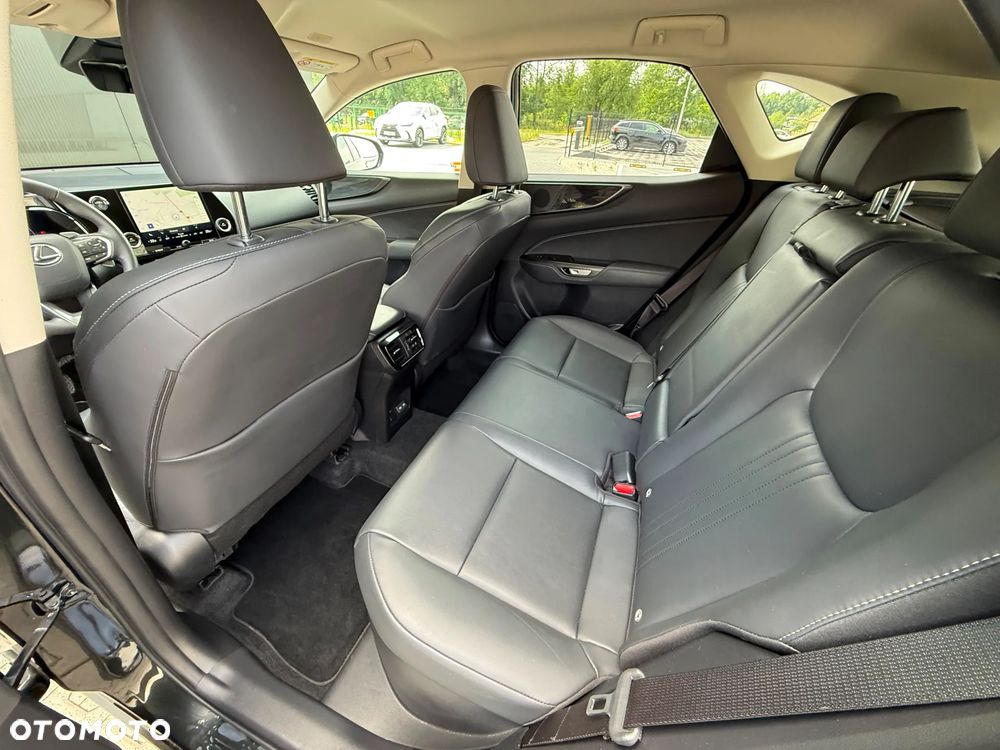 Lexus NX 350h Prestige AWD - 13
