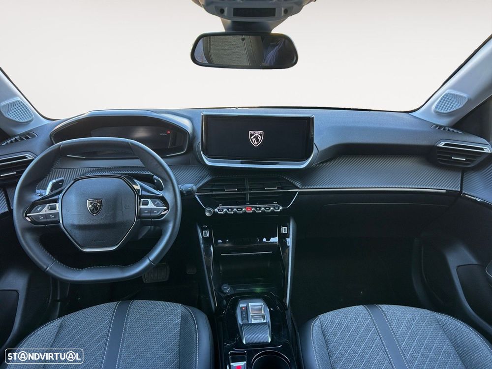 Peugeot 208 - 10