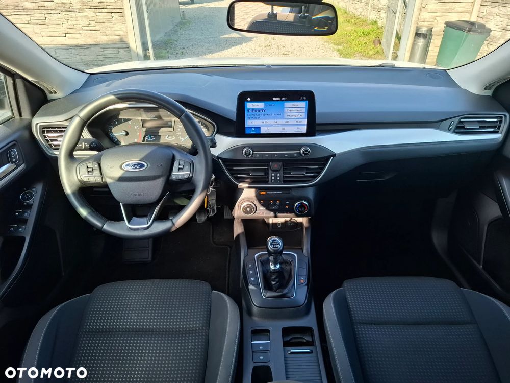 Ford Focus - 12