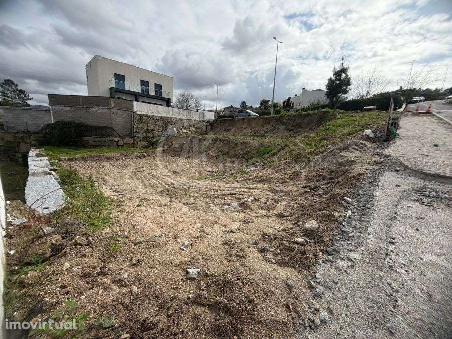 Lote de Terreno na Urbanização da Povoação Grande, Marco Canaveses - Grande imagem: 4/4