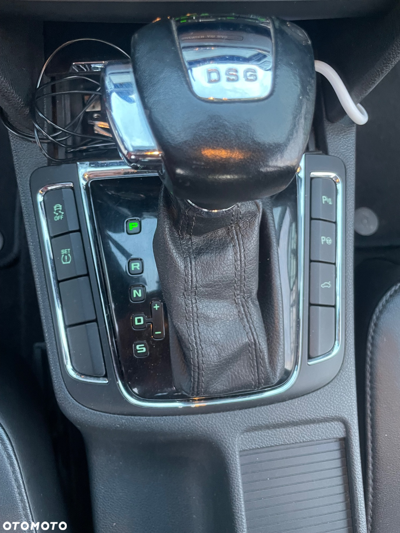 Skoda Superb 2.0 TDI Elegance DSG - 31