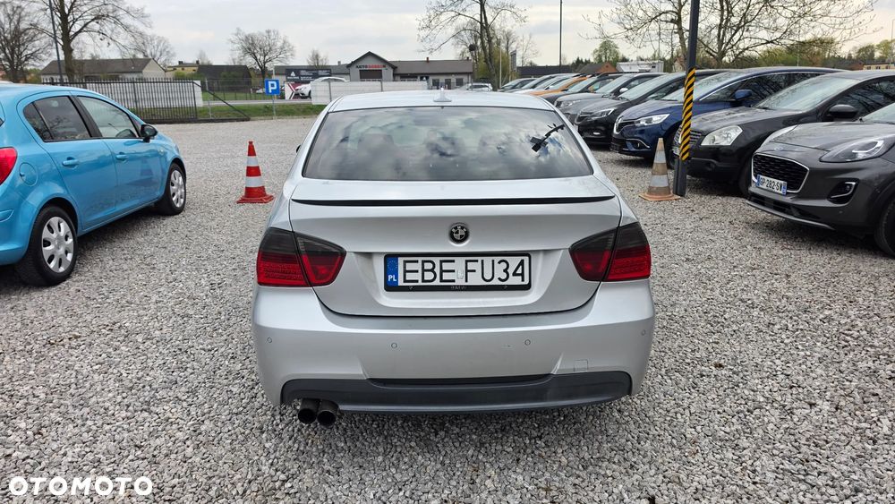 BMW Seria 3 325i - 5