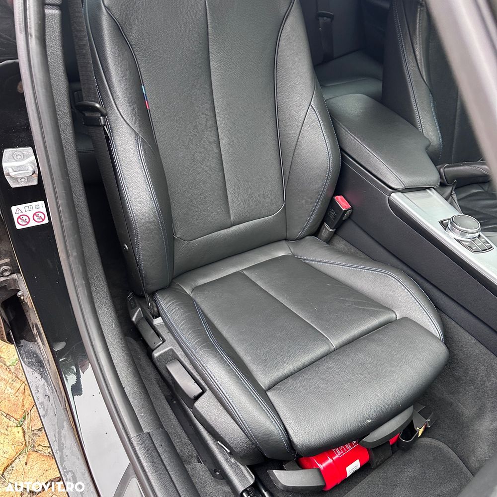 BMW Seria 3 320i Touring xDrive Aut. M Sport - 10