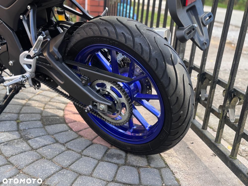 Yamaha MT - 21