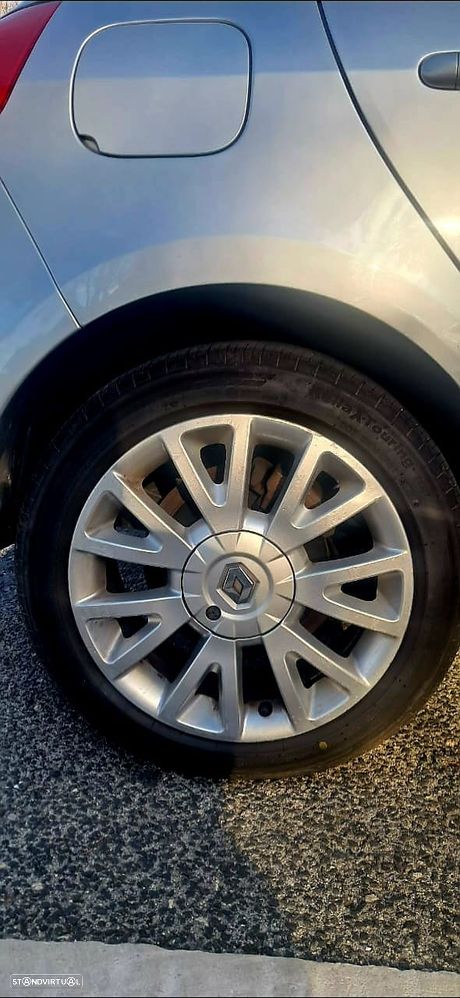 Renault Clio 1.5 dCi Dynamique Luxe - 6