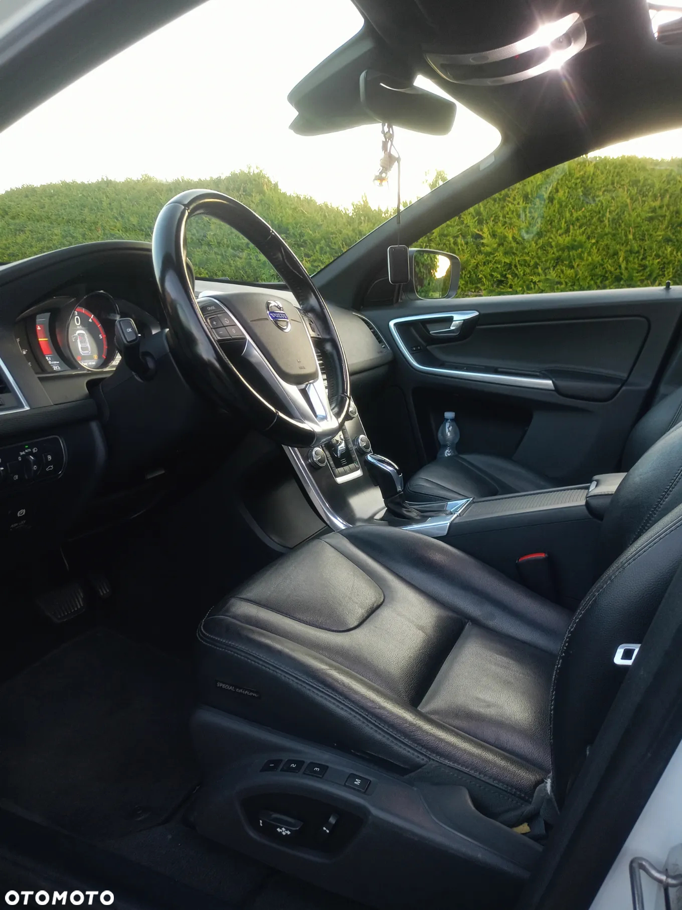 Volvo XC 60 - 24