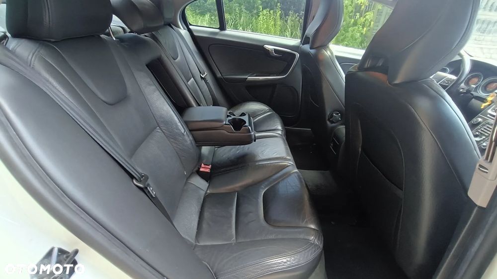 Volvo S60 2.5 T5 - 36
