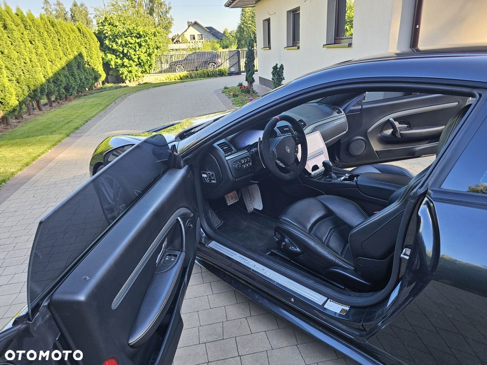 Maserati GranTurismo - 8