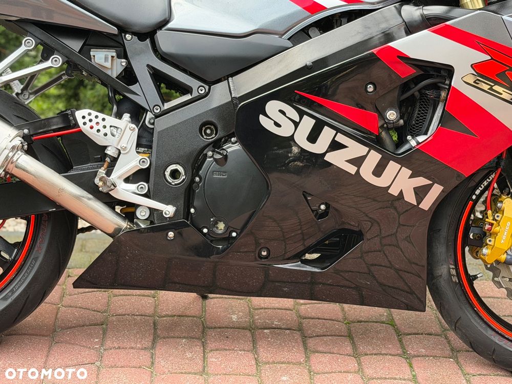 Suzuki GSX-R - 13