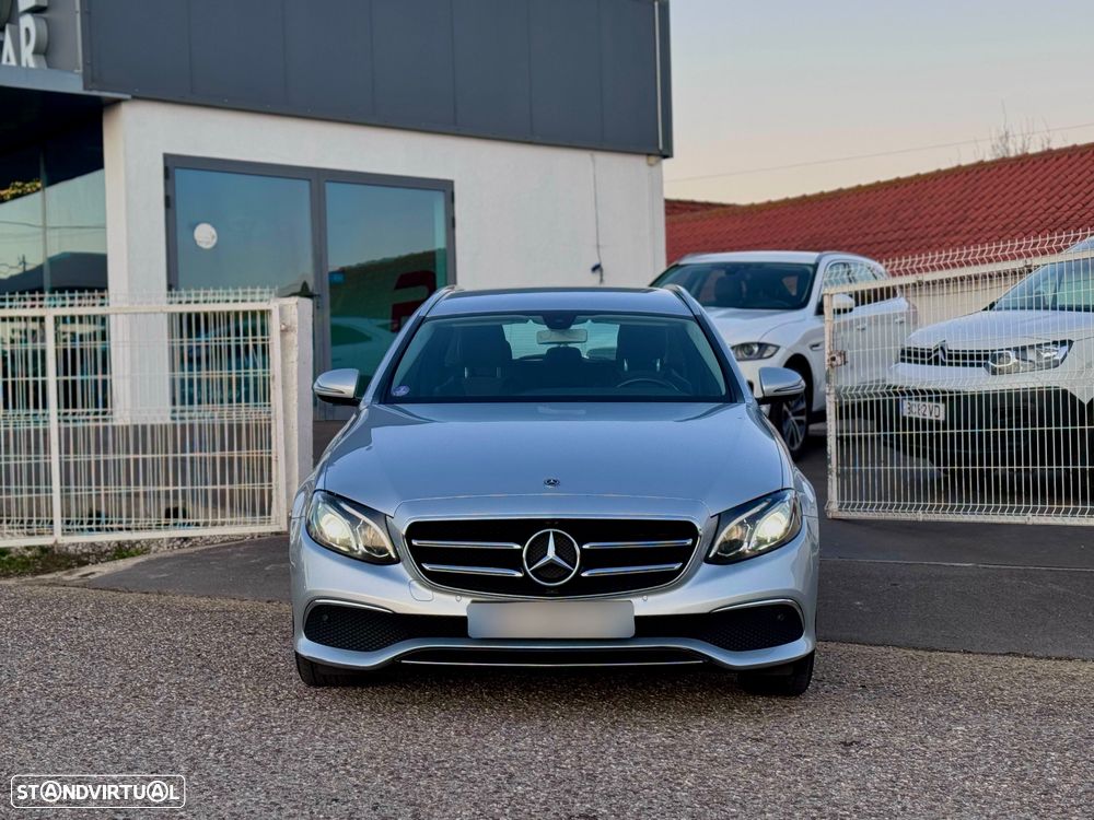 Mercedes-Benz E 300 de Avantgarde 4Matic - 2