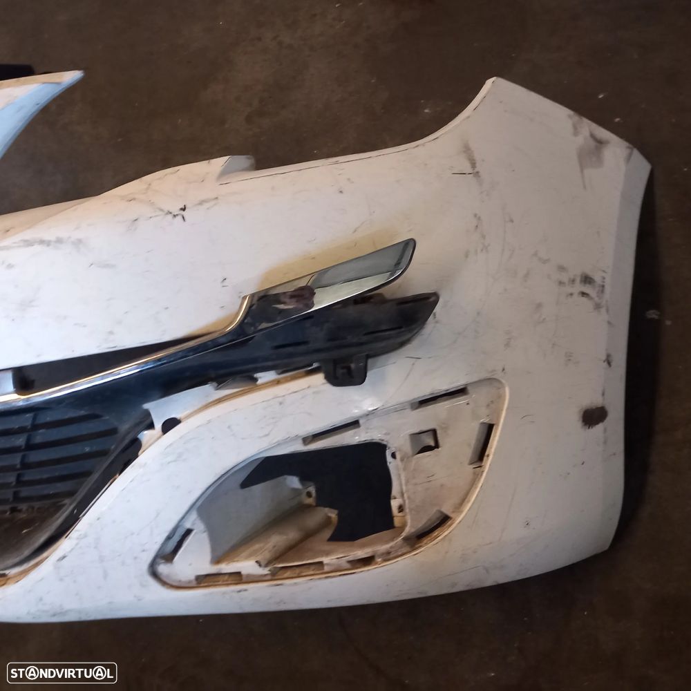 Para-choques da frente Peugeot 308 ano 2016 - 4