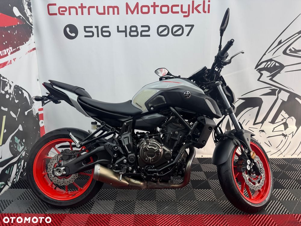 Yamaha MT - 2
