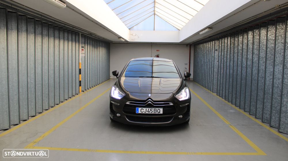 Citroën DS5 e-HDi 115 EGS6 SoChic - 2