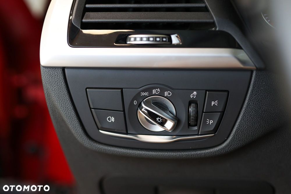 BMW X4 xDrive20d Advantage sport - 28
