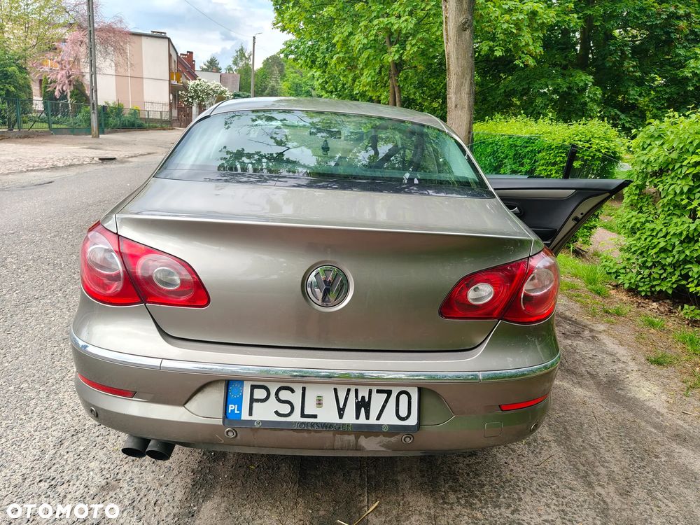 Volkswagen Passat 1.8 TSI Comfortline - 15