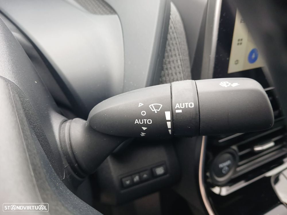 Toyota bZ4X 71,4 kWh Premium - 32