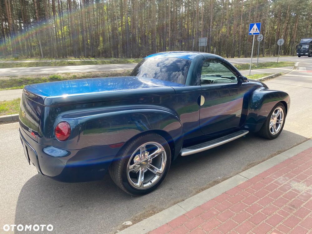 Chevrolet SSR - 4