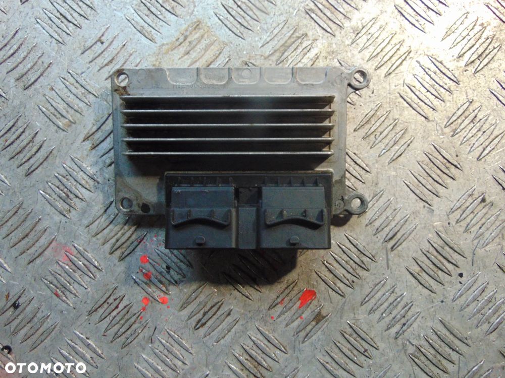Sterownik silnika renault twingo clio 8200123939 - 3