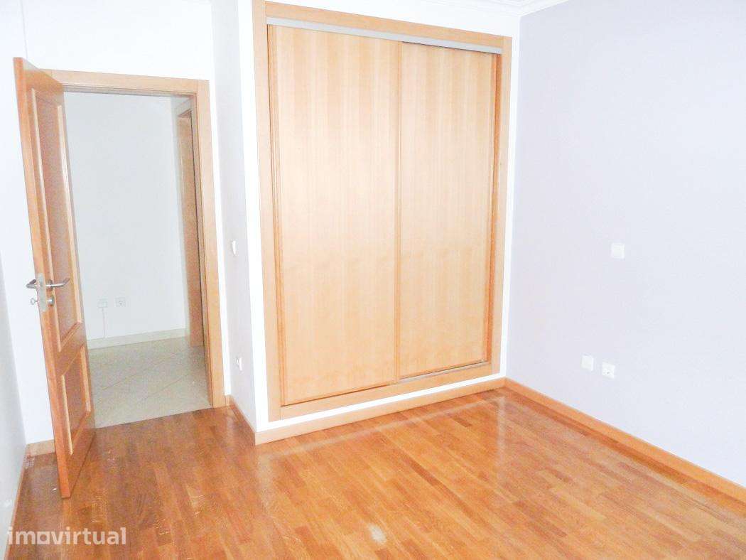 Apartamento T2 em Coimbra (Vale Rosal) - Grande imagem: 5/9