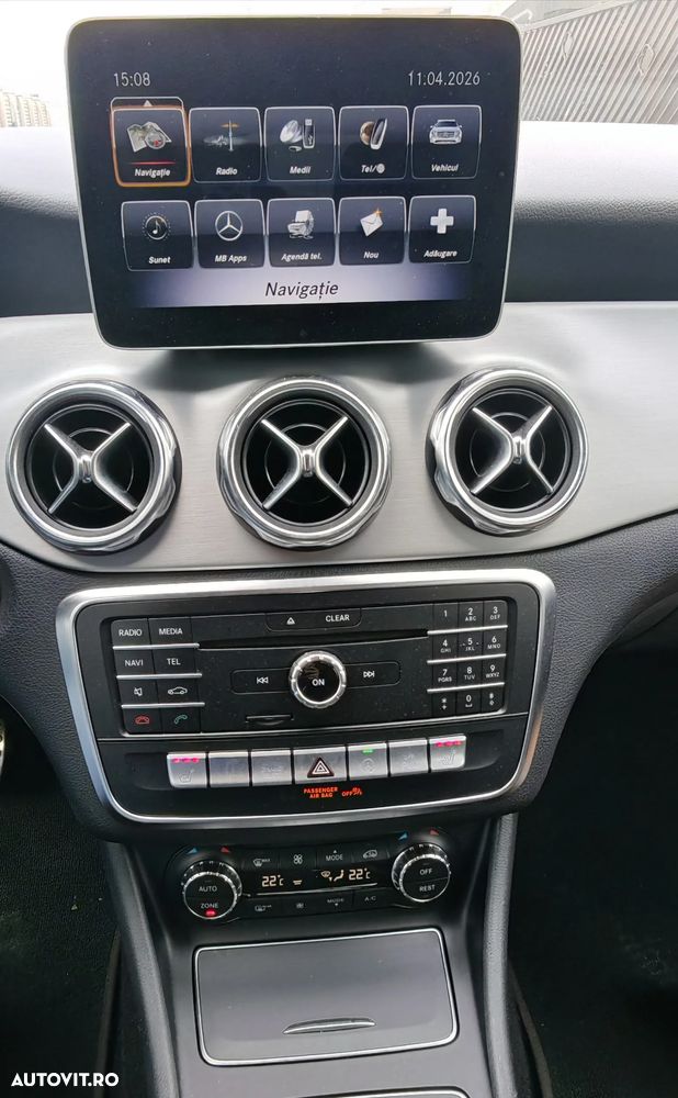 Mercedes-Benz GLA 200 7G-DCT AMG Line - 27
