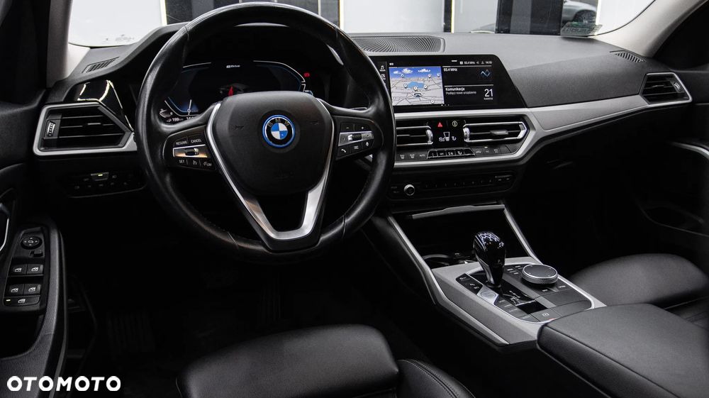 BMW Seria 3 320e Advantage sport - 12
