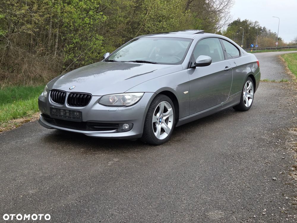 BMW Seria 3 320i Edition Exclusive - 16