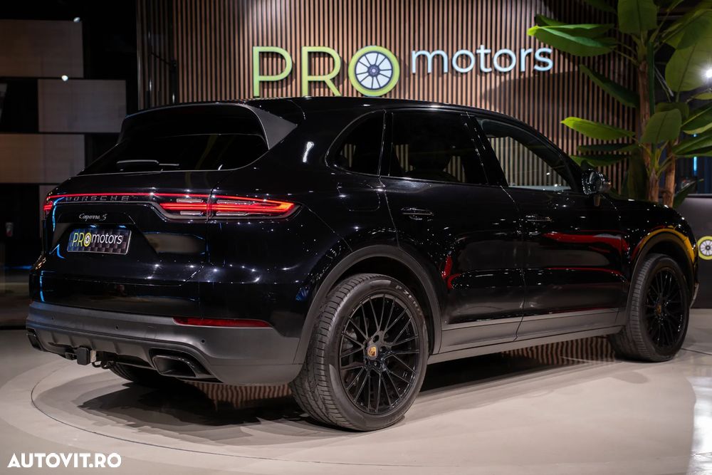 Porsche Cayenne Tiptronic S - 16