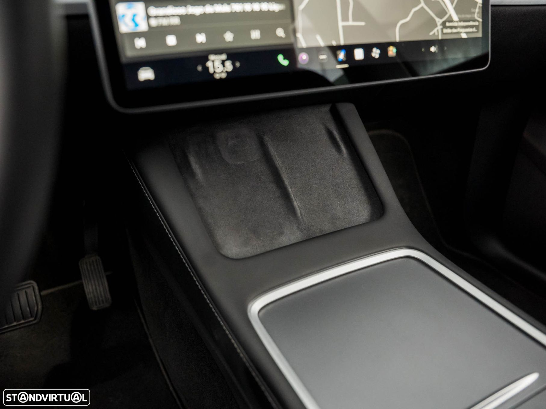 Tesla Model Y Long Range Tração Integral - 24