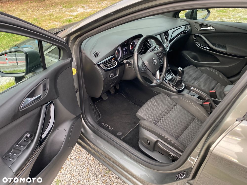 Opel Astra 1.4 Turbo Dynamic - 28