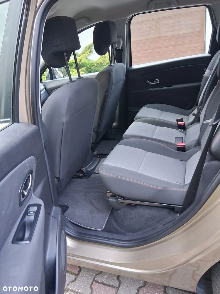Renault Scenic ENERGY TCe 115 LIFE - 4