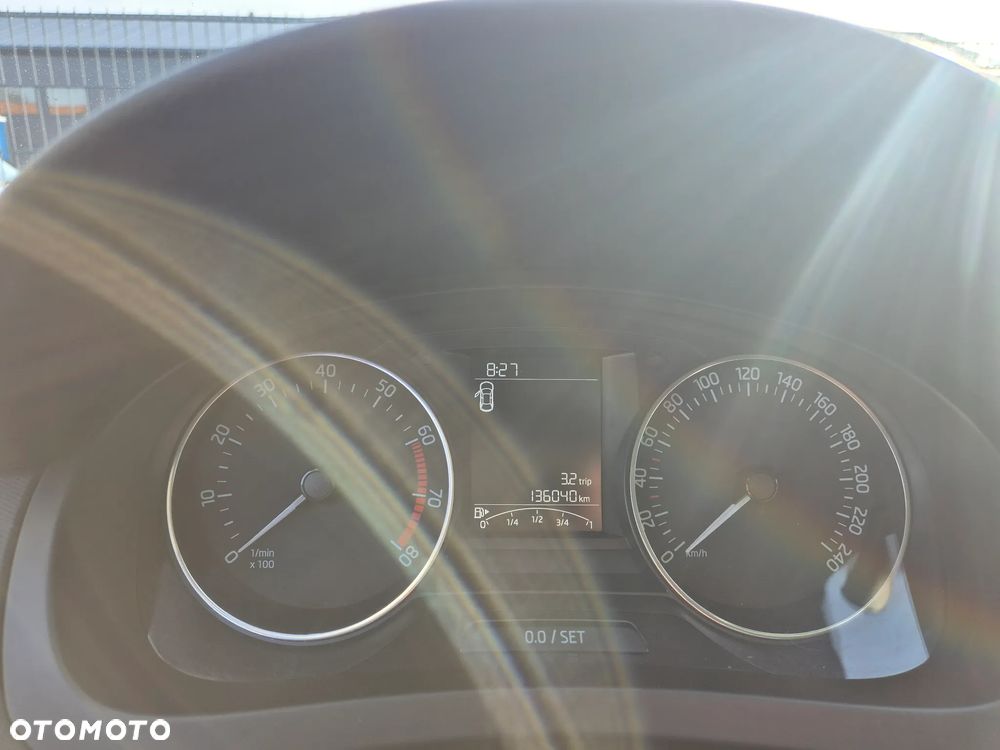 Skoda RAPID 1.2 TSI Active Max DSG - 9