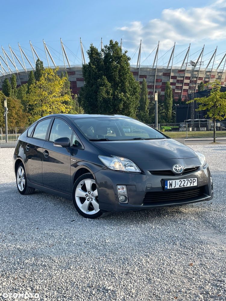 Toyota Prius (Hybrid) Comfort - 4
