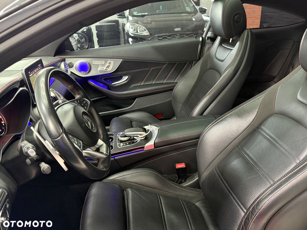 Mercedes-Benz Klasa C AMG 43 4Matic 9G-TRONIC - 11