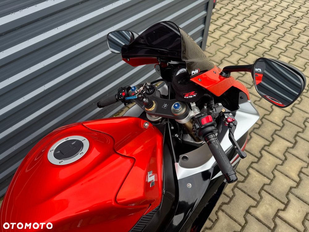 Suzuki GSX-R - 10