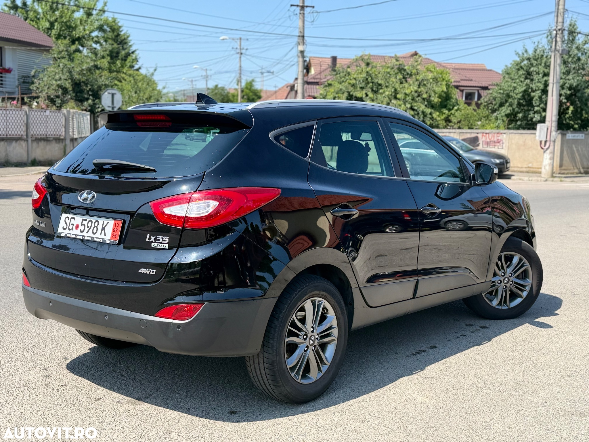 Hyundai ix35 2.0 CRDI 4WD Automatik Premium - 3