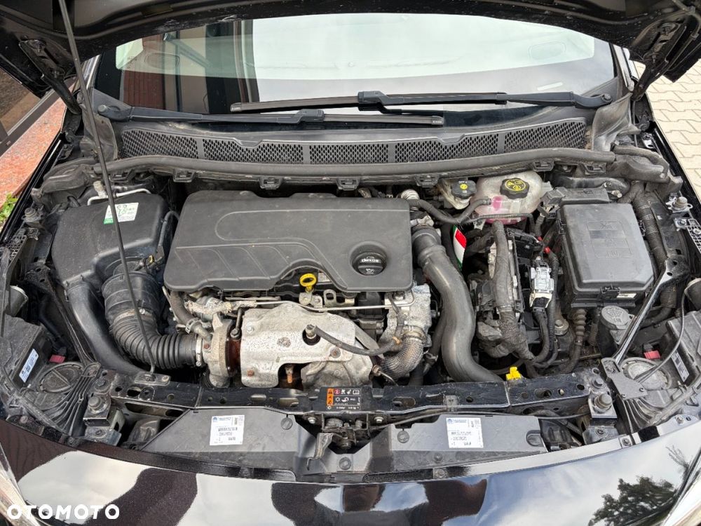 Opel Astra 1.6 CDTI Enjoy - 29