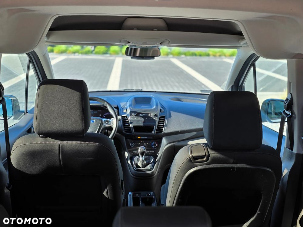 Ford Tourneo Connect - 24