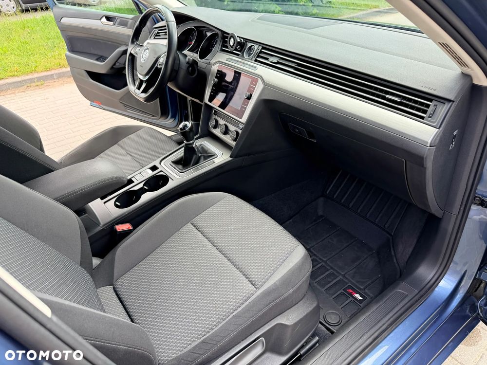 Volkswagen Passat 1.4 TSI BMT City - 15