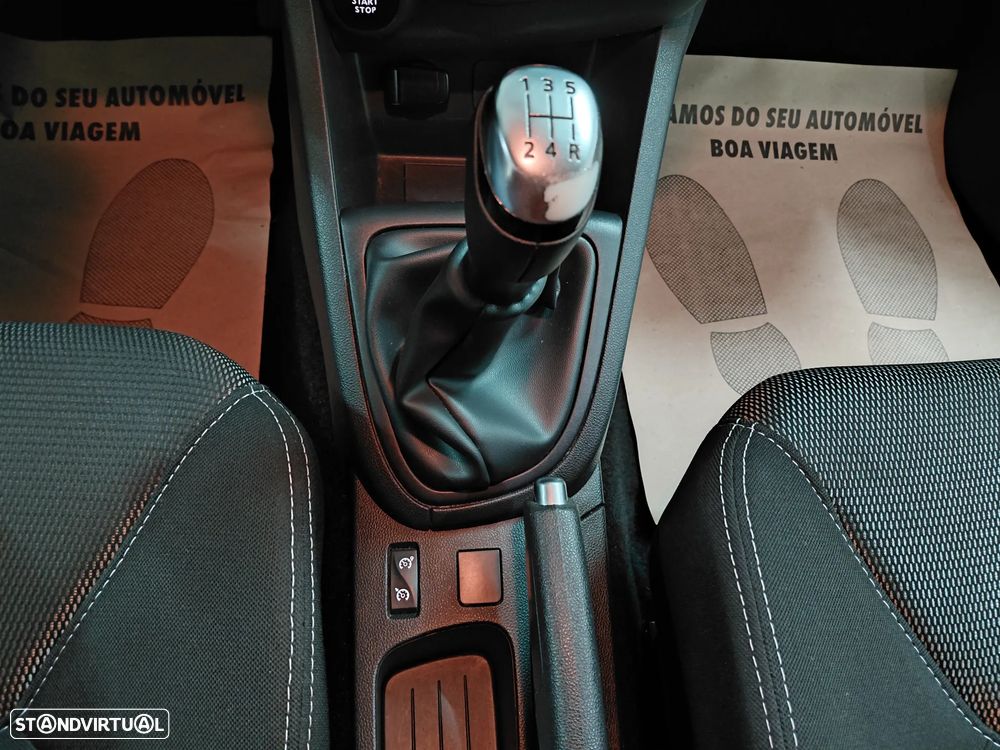 Renault Clio 1.5 DCi Van Iva Dedutível - 20