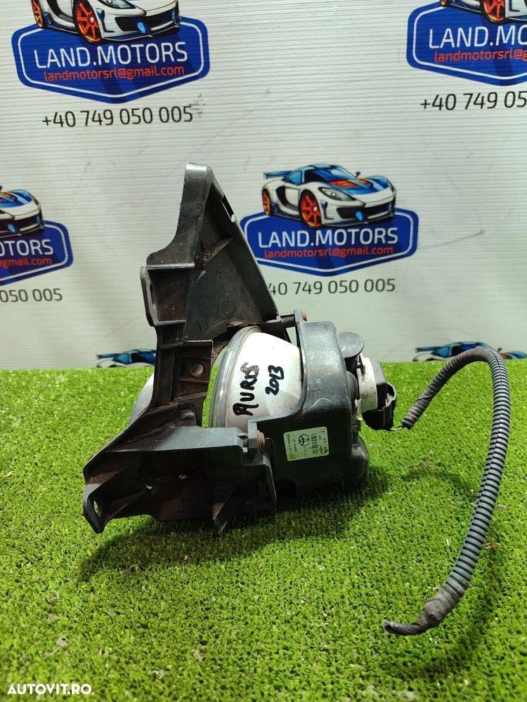 PROIECTOR CEATA FATA DREAPTA + PLASTIC TOYOTA AURIS HYBRID 2013 1.6 BENZINA COD OEM 90008490 / HATCHBACK 2012-2018 - 3