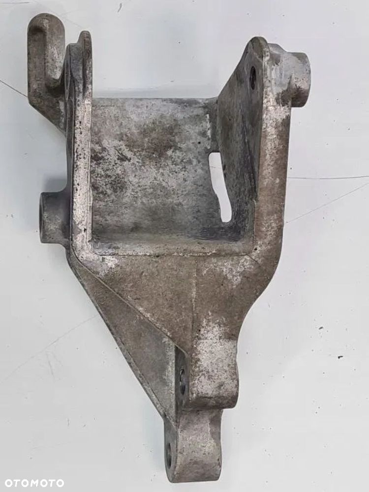 ŁAPA PODUSZKA SILNIKA CHEVROLET CRUZE 2.0 VCDI - 2