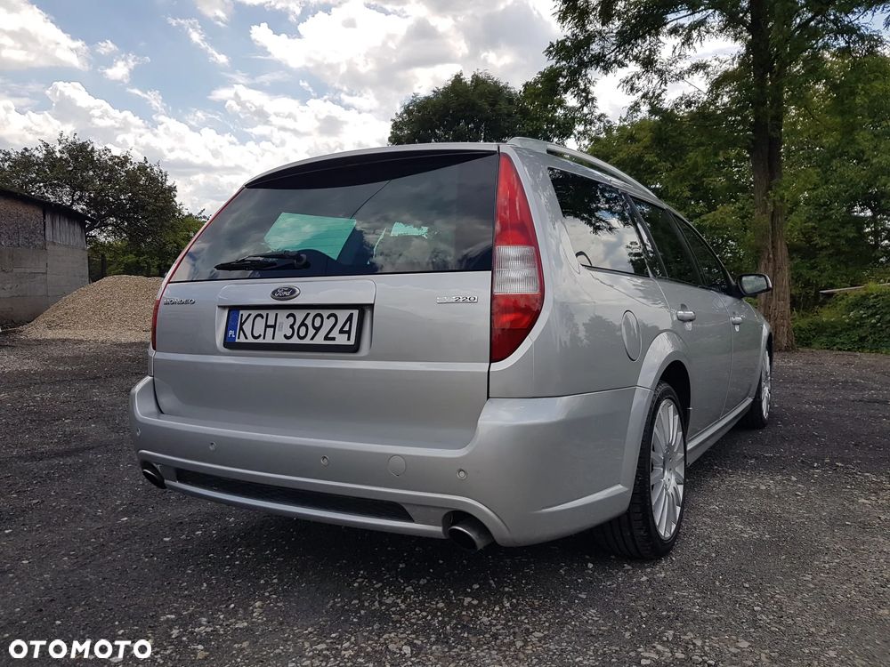 Ford Mondeo 3.0 V6 ST 220 - 3