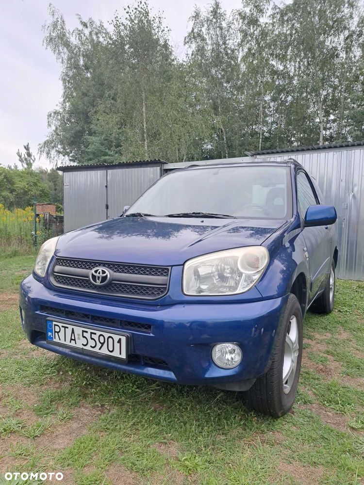 Toyota RAV4 - 6