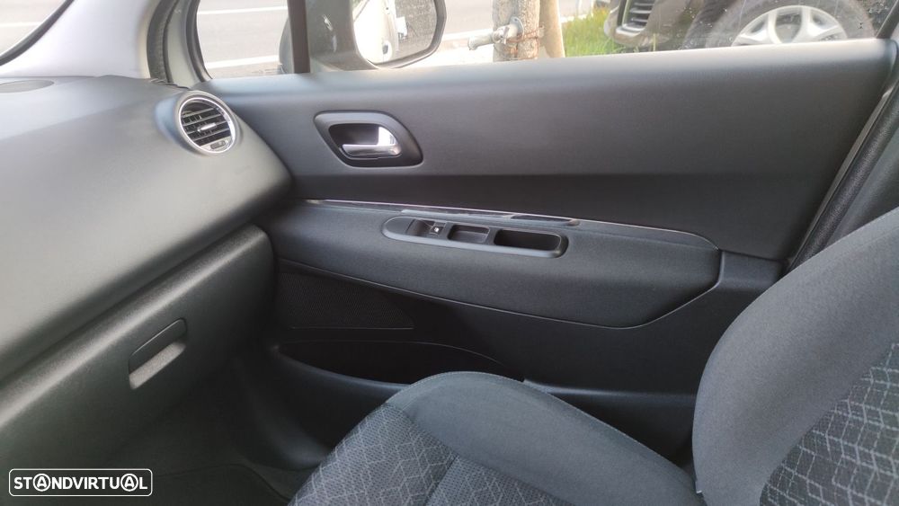 Peugeot 3008 1.6 BlueHDi Style - 11