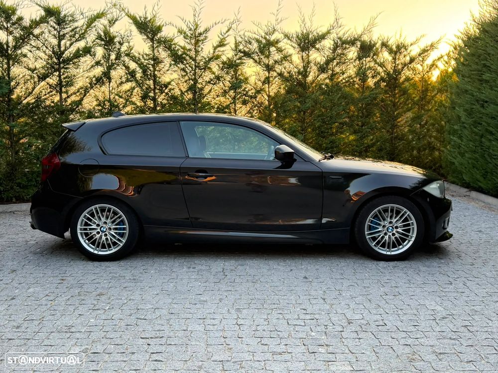 BMW 118 d Pack M - 3