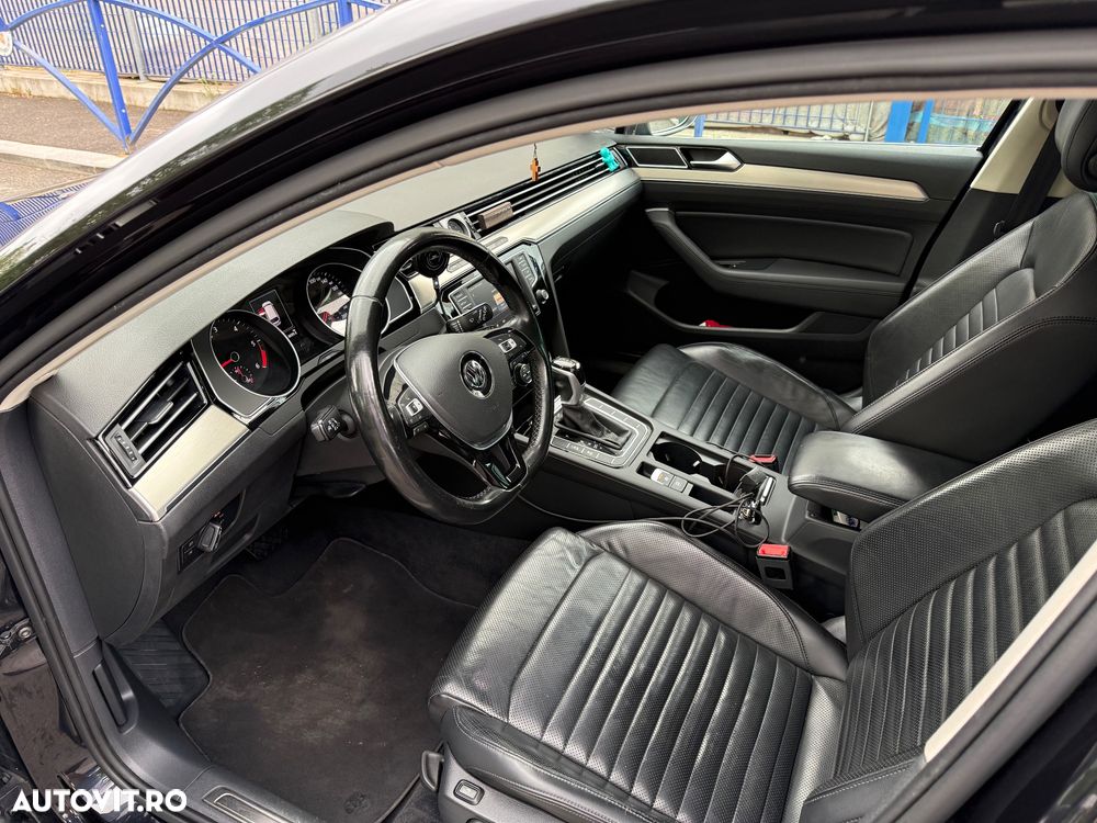 Volkswagen Passat 2.0 TDI DSG Highline - 8