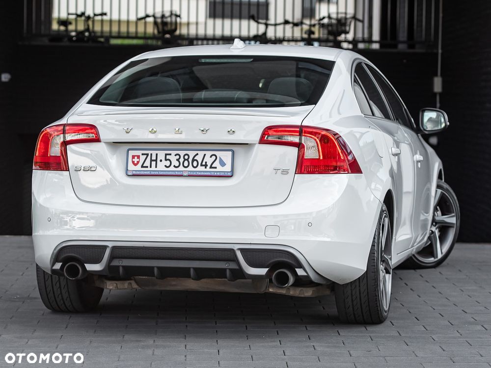 Volvo S60 T5 RDesign - 12