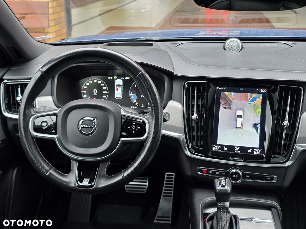 Volvo V90 D4 SCR AWD R-Design - 30