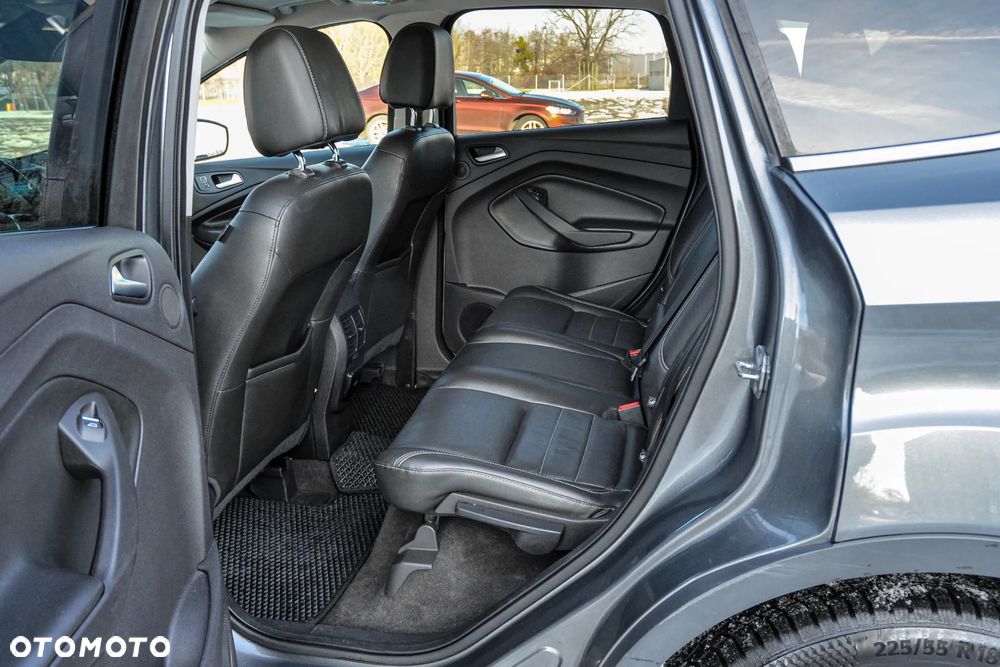 Ford Escape 2.0 EcoBoost AWD Titanium - 8